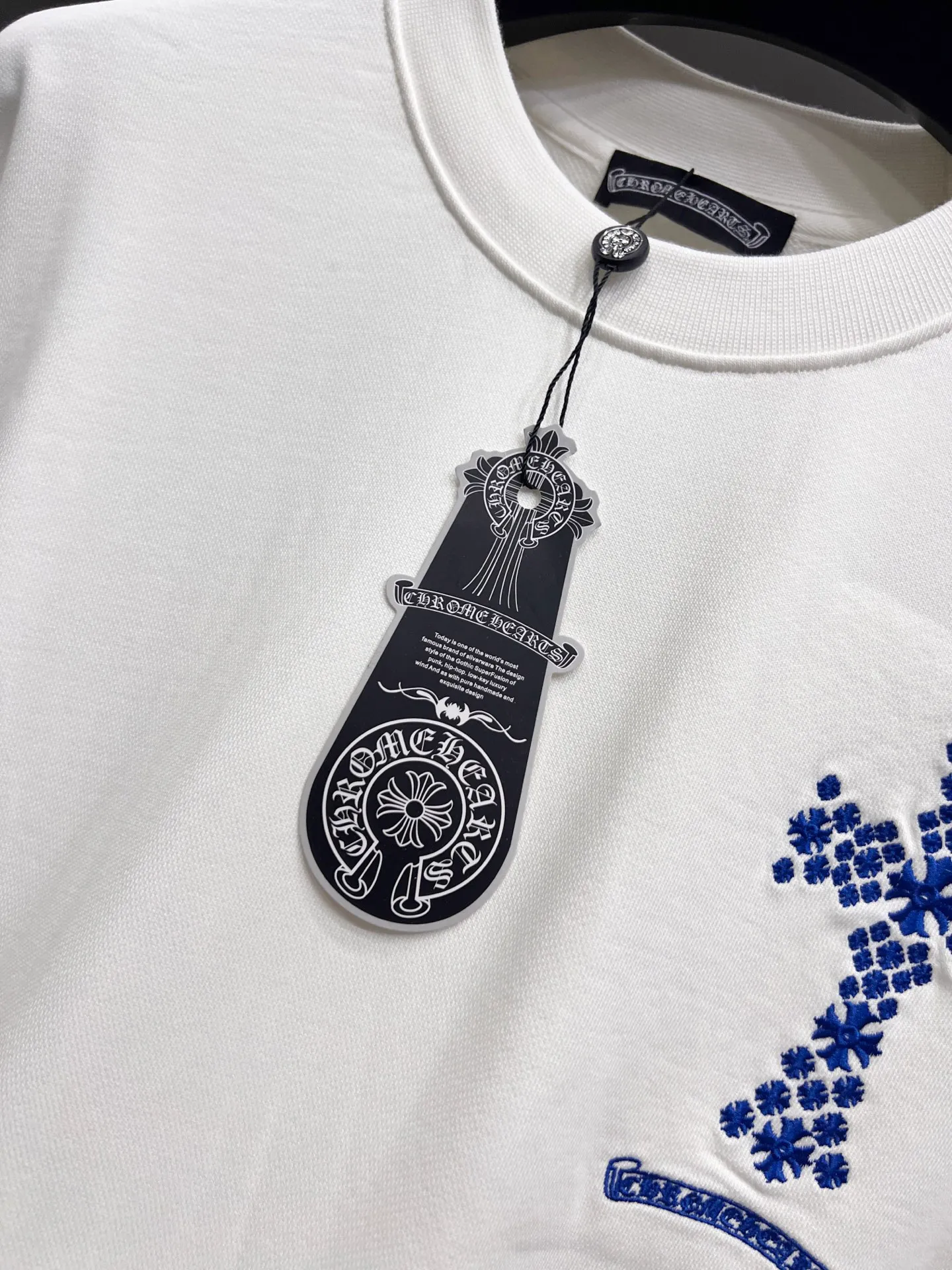 🅿️290 CH Crow 2025 autumn and winter new round neck long-sleeved sweatshirt, horseshoe Sanskrit letters + cross three-dimensional embroidery process, the real thing is great🔥Same style for men and women, loose version, size S M L XL XXL five sizes black white